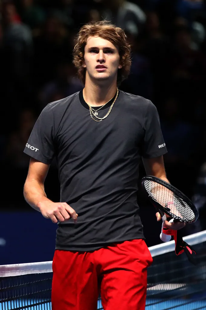 ATP Finals 2018: Thắng 2/3 số game đấu, Djokovic sớm vào bán kết ảnh 1