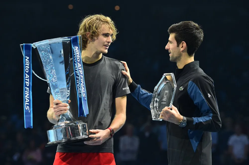 ATP Finals 2018: Lật đổ mọi dự đoán, Zverev hạ gục Djokovic để đăng quang ảnh 1