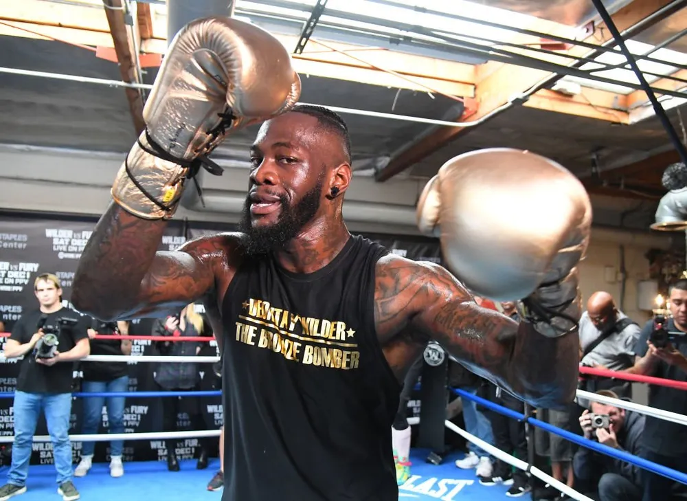 Wilder “cuồng nộ” so quyền với Fury “giận dữ”: Đại chiến ở Los Angeles ảnh 4