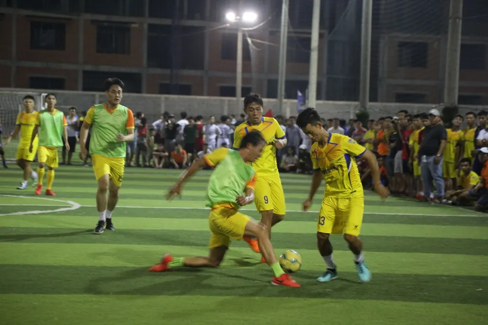 Vắng Hạnh “balo”, Coach Trung Núi gặp khó ở chung kết đồng hương Huế ảnh 1