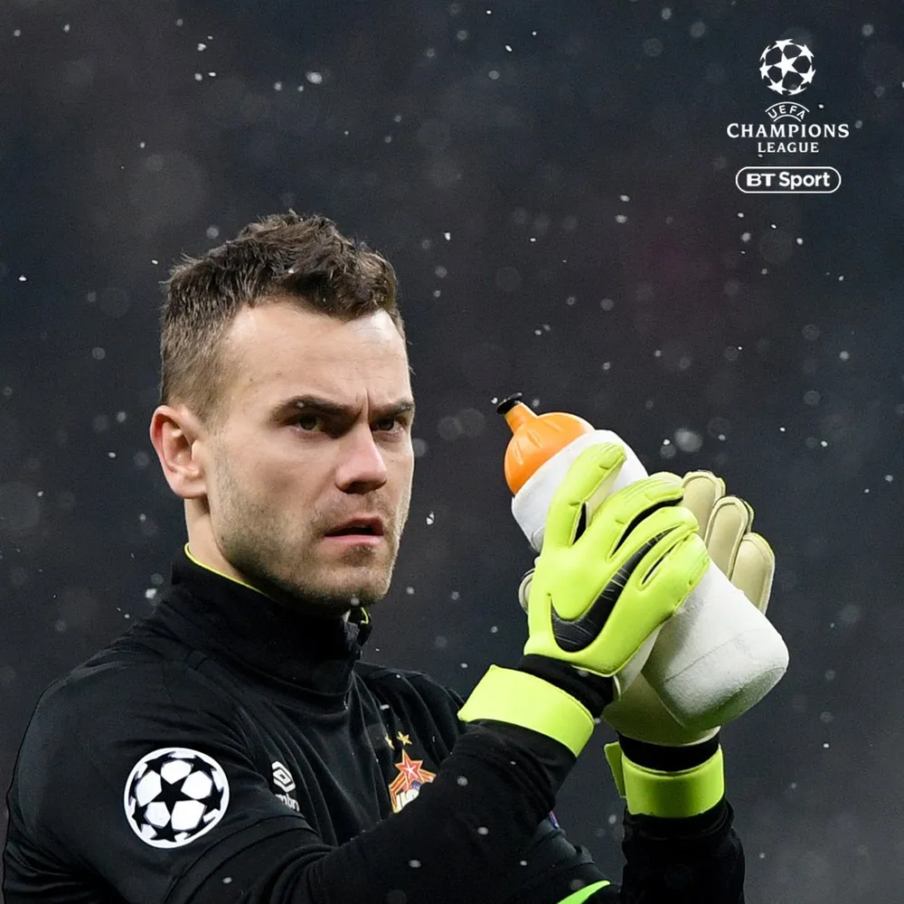 VĐV người Nga nào nổi tiếng nhất? Khabib, Akinfeev hay Dzyuba? ảnh 1