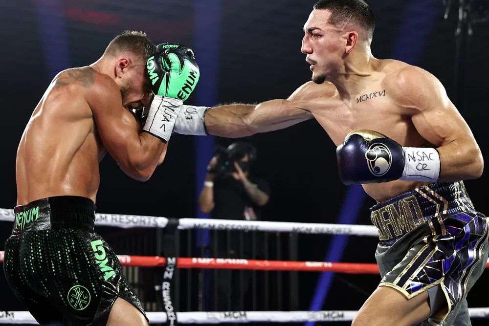 Teofimo Lopez: Thắng điểm tuyệt đối Vasyl Lomachenko, có thừa lý do để huênh hoang, ngạo mạn ảnh 1