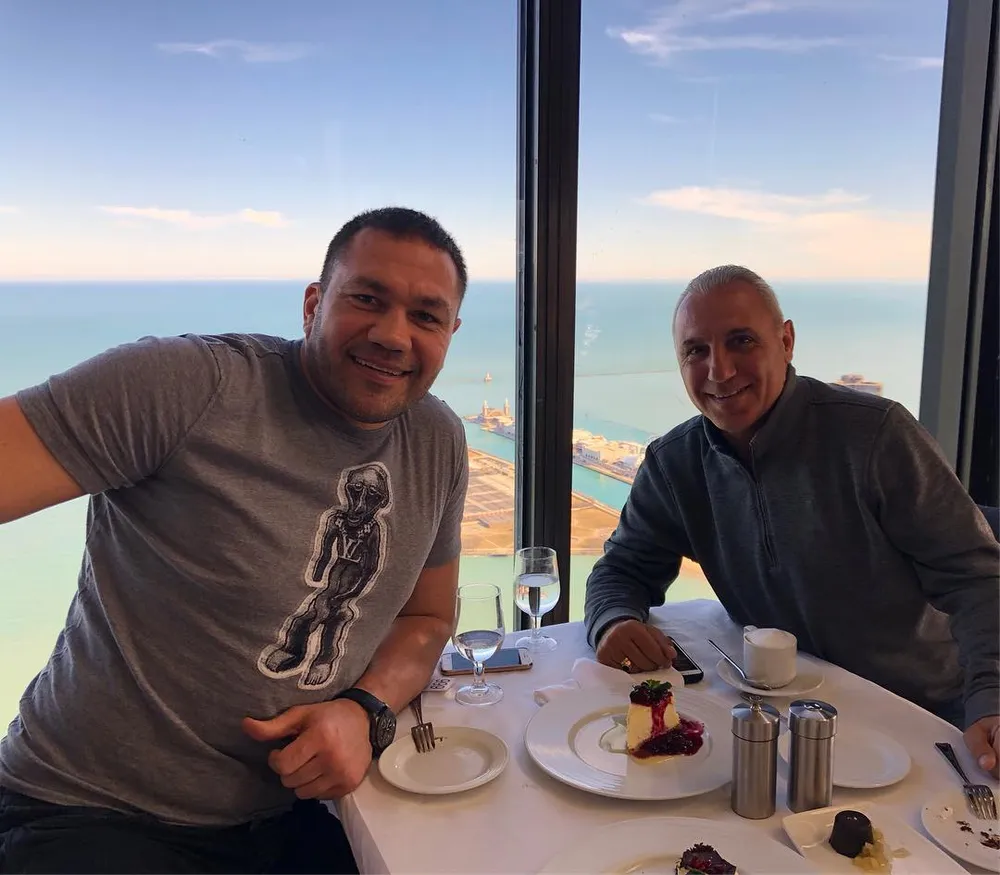 Anthony Joshua “cơ bắp” hạ KO “Rắn hổ mang” Kubrat Pulev: AJ sẽ sớm có trận “nhất thống giang hồ” với Fury ảnh 2