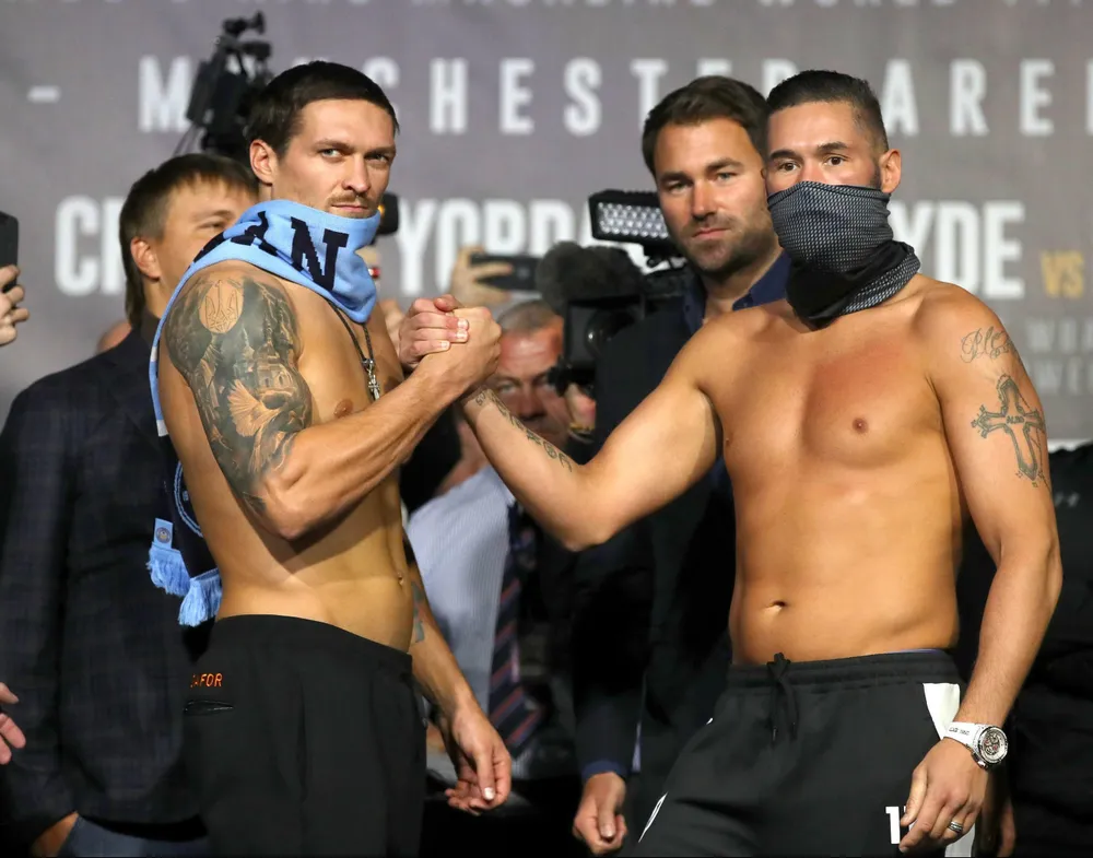 Số phận trận Aj vs Fury, trớ trêu thay, lại đang nằm trong lòng bàn tay của Usyk