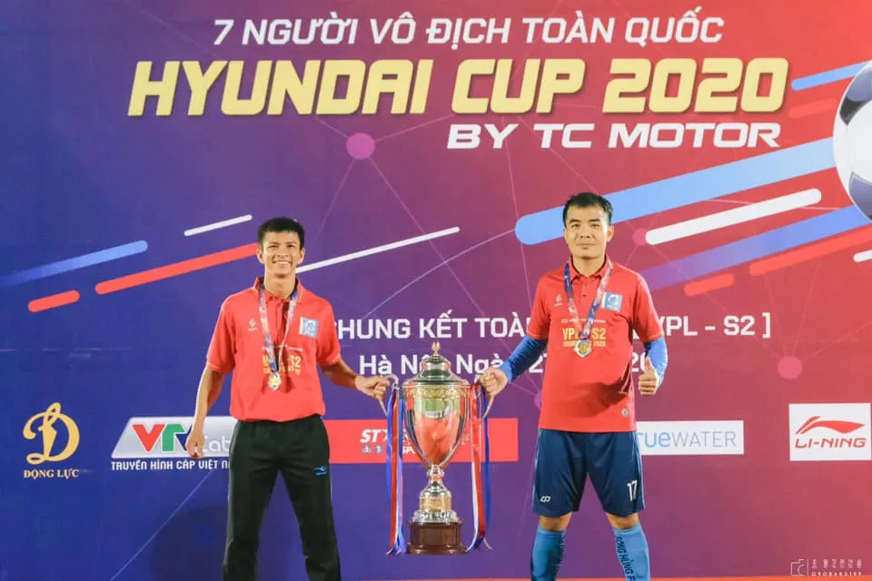 “Cái đẩu” của Hoàng cao và chất thép lửa như John Terry! ảnh 4