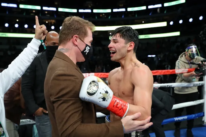 Canelo Alvarez: Thượng đài 3, 4 lần trong năm 2021, quyết “nhất thống giang hồ” hạng siêu trung ảnh 1