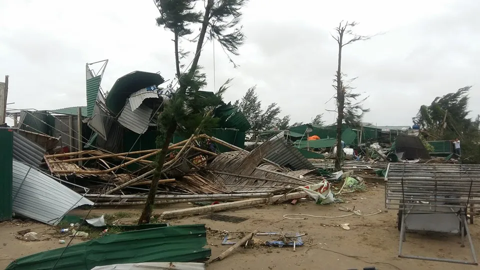 Nguy cơ vỡ đê Mai Giang, biển Cửa Lò tan hoang ảnh 4