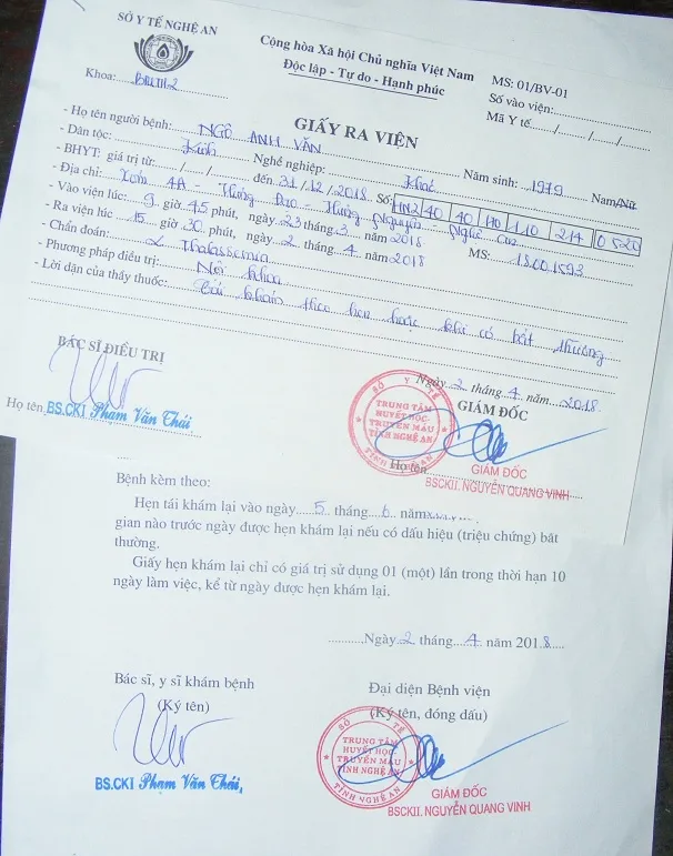 3 bố con thay nhau đi viện vì bệnh tan máu bẩm sinh ảnh 1