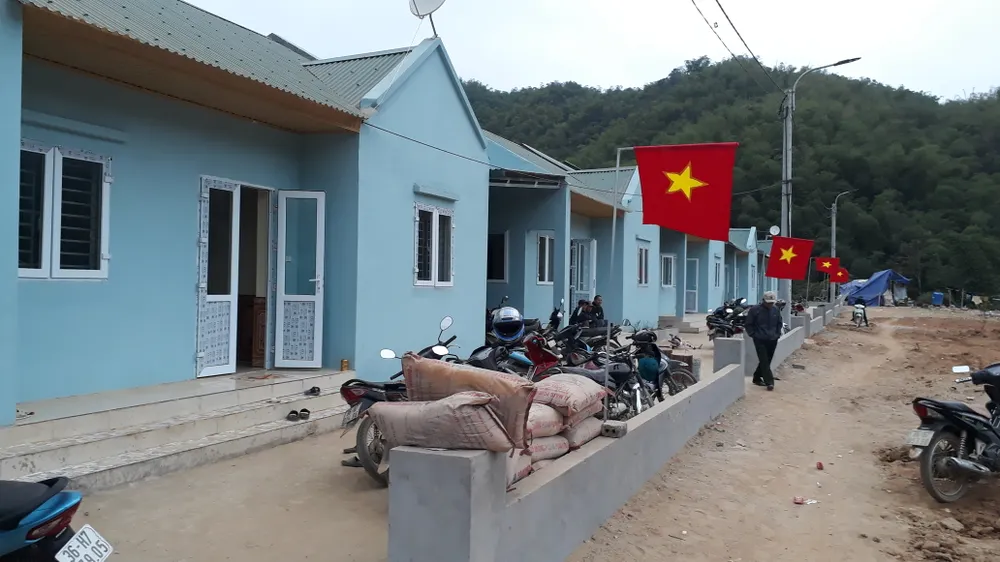 Thanh Hóa: Tết sớm cho dân bản lũ quét Sa Ná ảnh 2