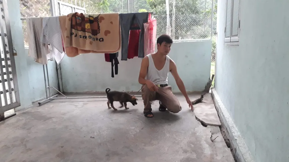 Sống thấp thỏm bên lòng hồ thủy điện ảnh 2