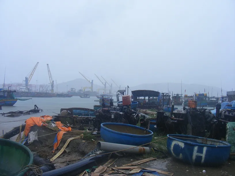 Vùng tâm bão chuẩn bị phòng bão số 7 đổ bộ ảnh 3