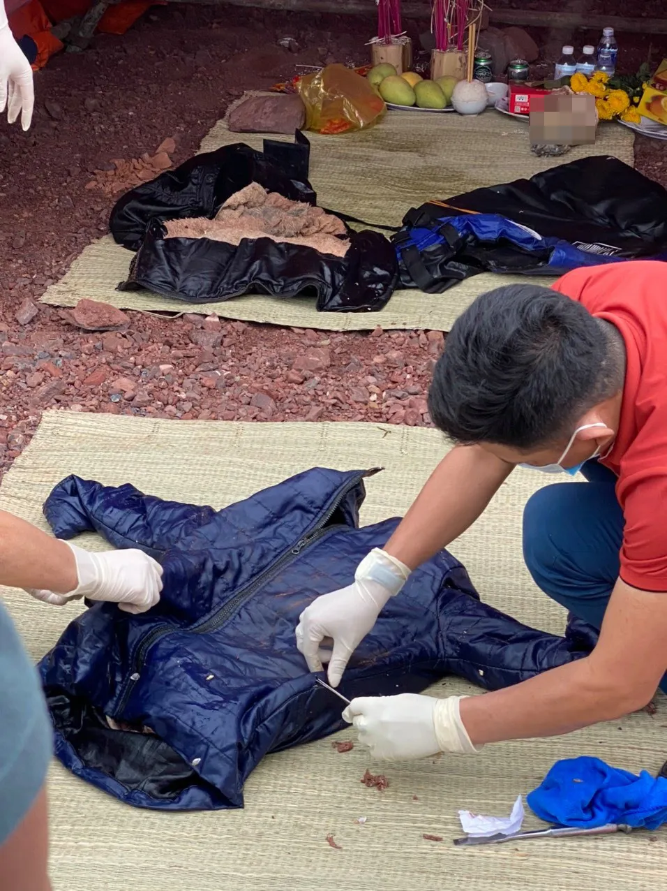 Phát hiện bộ xương người trôi dạt vào bờ biển ảnh 1