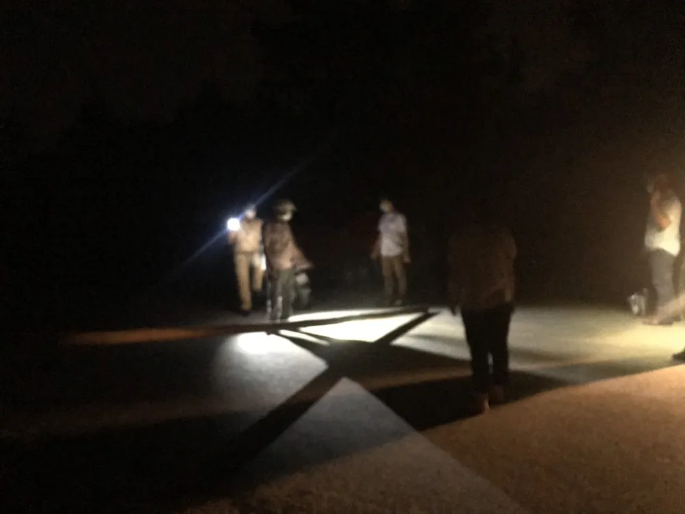 Nghệ An, Thanh Hóa: Cách ly 1.900 hộ dân, gần 2.000 học sinh, giáo viên  ảnh 3