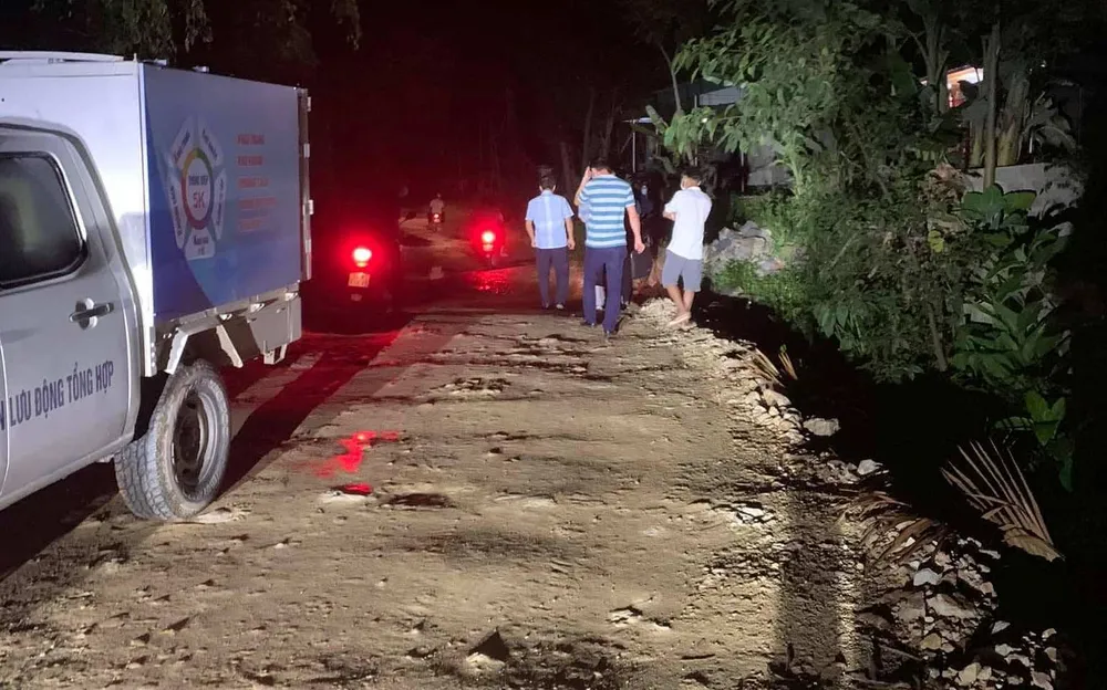 Thanh Hóa khẩn trương truy vết, khoanh vùng dập dịch sau khi xuất hiện ca nghi mắc Covid-19 ảnh 2