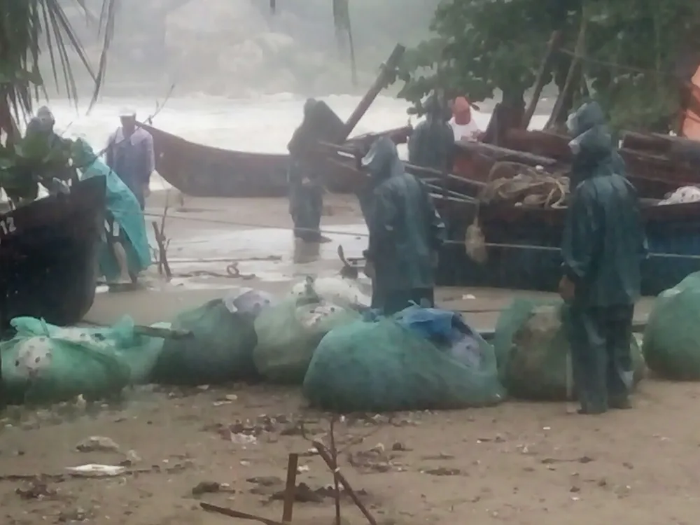Thanh Hóa: Áp thấp nhiệt đới gây mưa lớn, sẵn sàng sơ tán dân ảnh 3