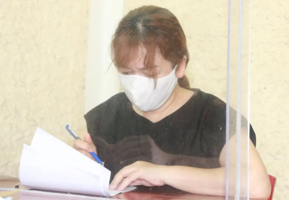 Giả danh nhà báo để làm sổ đỏ, chiếm đoạt hơn 9 tỷ đồng ảnh 1