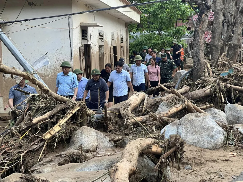 Nghệ An nỗ lực khắc phục lũ quét tại huyện rẻo cao Kỳ Sơn ảnh 3