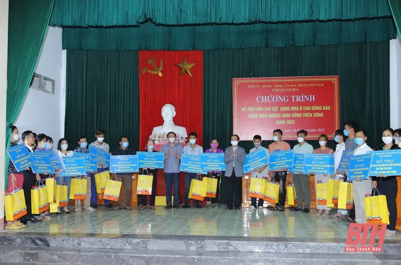 Thanh Hóa: Đưa người sống trên sông lên bờ an cư ảnh 2