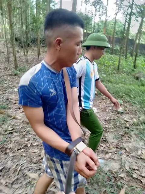 đệ bị bắt.jpg