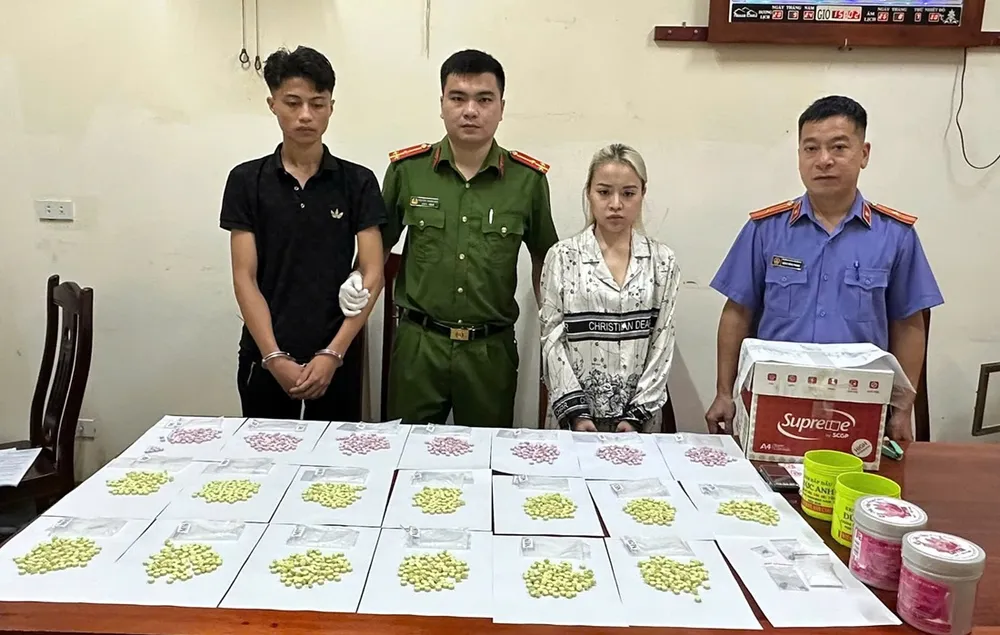 lê tiến đức và nguyễn thị thương.jpg