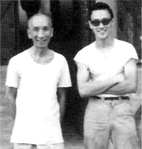 李小龍與葉問師傅合照（圖片來源：互聯網）