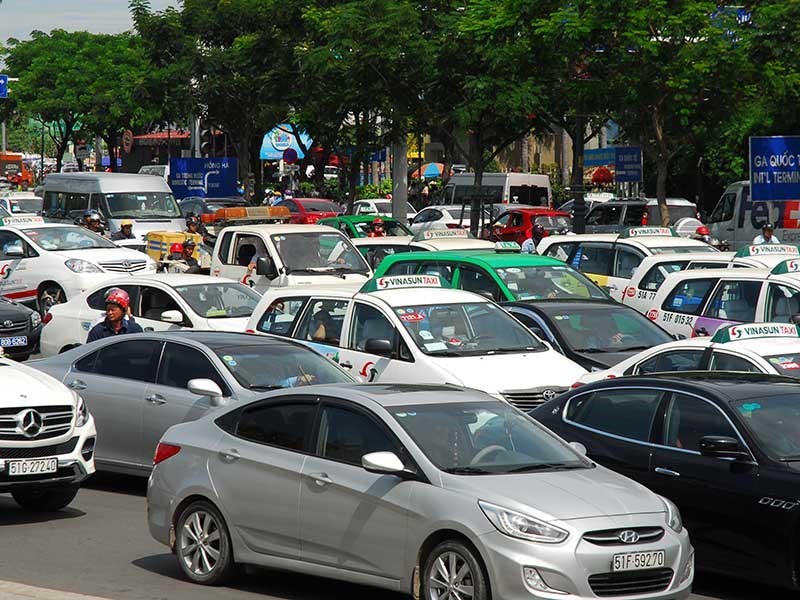 新山一機場是本市交通情況最複雜的區域。