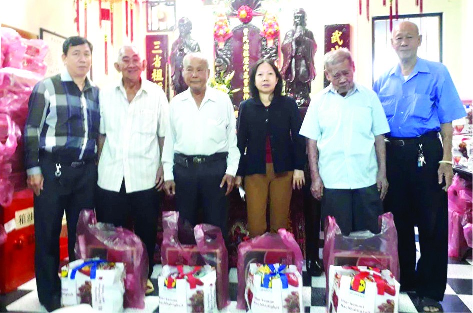 歲暮送暖獻愛心 ảnh 2