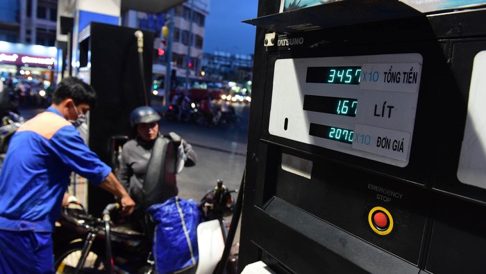 專家們擔憂，油價高漲將對許多物價造成不良影響。