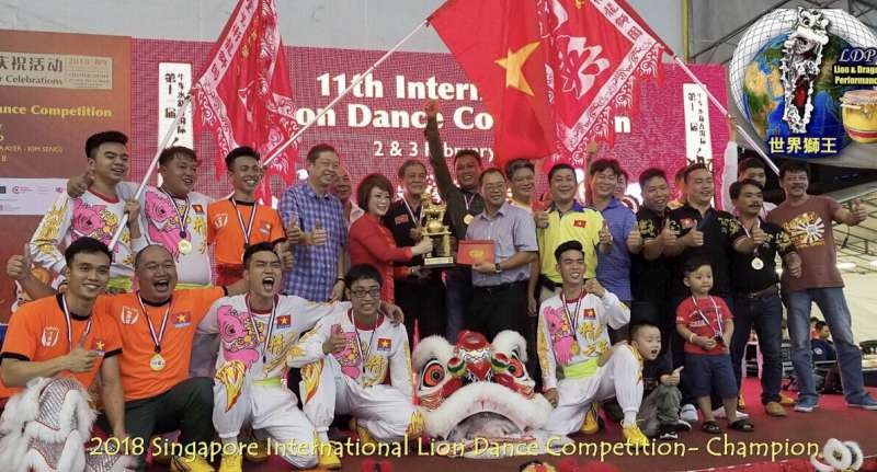 精英堂龍獅團精益求精 ảnh 2