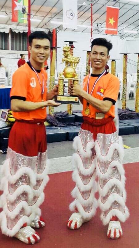 精英堂龍獅團精益求精 ảnh 3