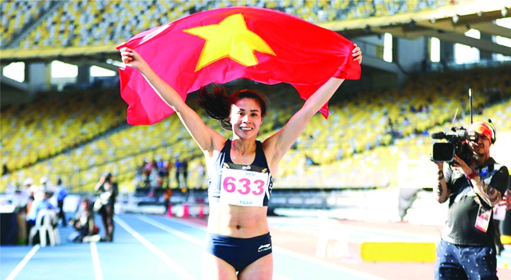 武氏親奪３步跳遠銅牌。