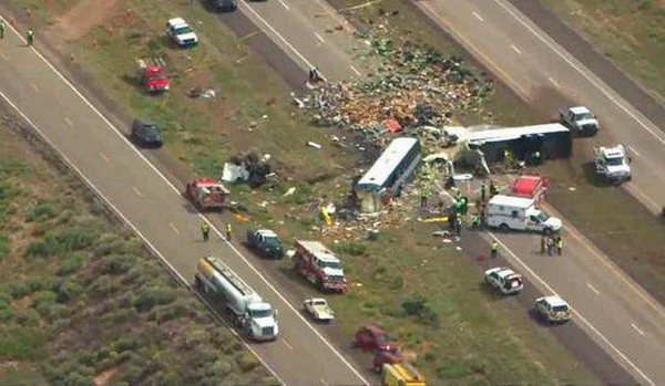 美新墨西哥州發生嚴重車禍 ７死數十人傷