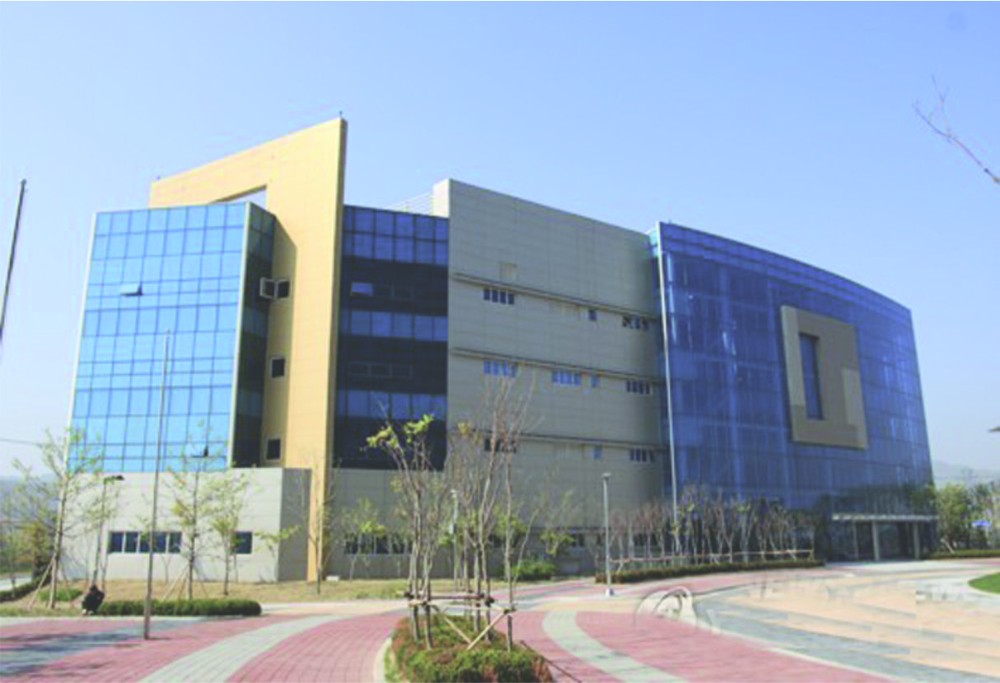 韓朝聯絡辦公室建築全景。
