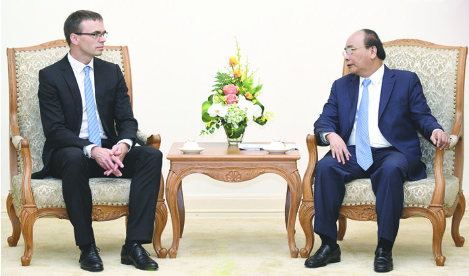 政府總理阮春福昨(14)日上午在政府辦事處接見愛沙尼亞外交部長斯文‧米克塞爾