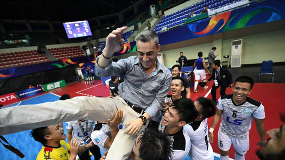 主教練羅德里哥以269分位居第四。