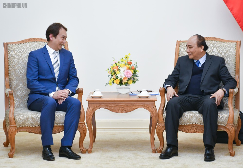 政府總理阮春福接見新加坡製造商總會會長。