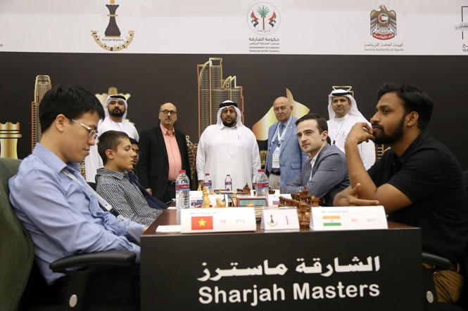 黎光廉〔左〕在比賽中。