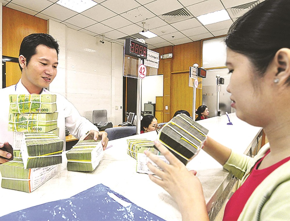 銀行向企業提供優惠貸款。