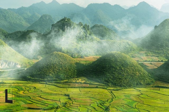 騰雲駕霧登上管壩天門 ảnh 2