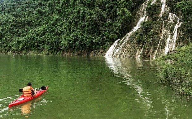 探索拿亨湖與瞭解少數民族文化 ảnh 1