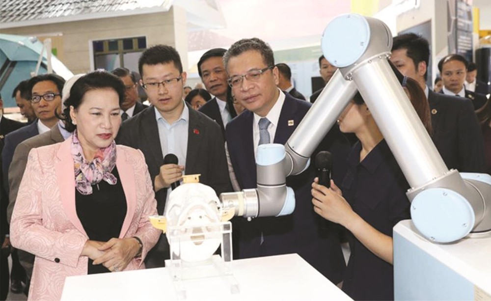 越中立法機關推動全面合作 ảnh 1