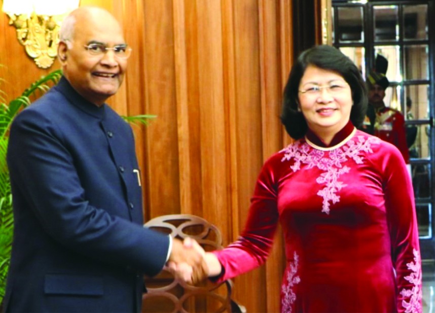 國家副主席鄧氏玉盛日前會見印度共和國總統拉姆‧納特‧科溫德。