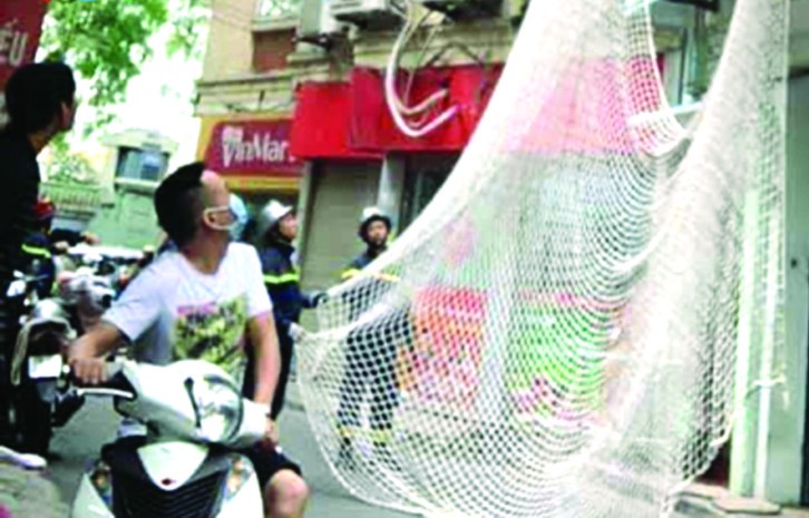 河內圍捕危險通緝犯