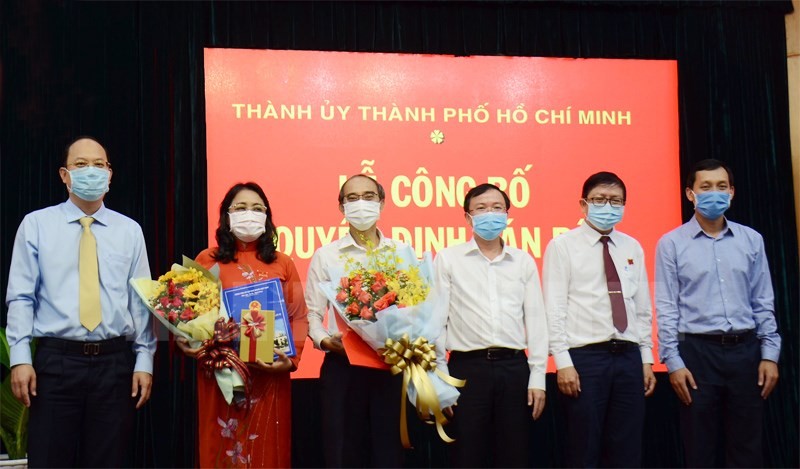 市委昨(7)日舉行幹部《決定》公佈儀式。