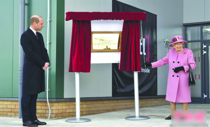 英女王疫後首次亮相公共活動