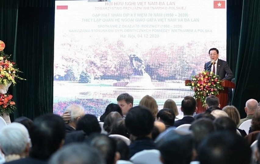 值越南、波蘭建交70週年(1950.2.4-2020.2.4)紀念之際，越南各友好組織聯合會所屬越南、波蘭友好協會昨(4)日在河內舉行聚會。