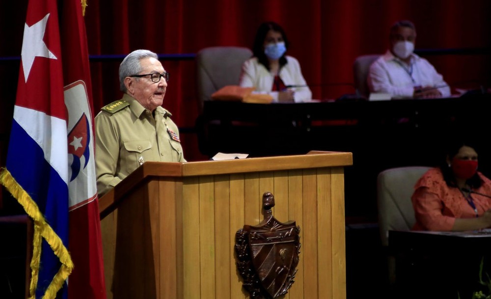 勞爾‧卡斯特羅