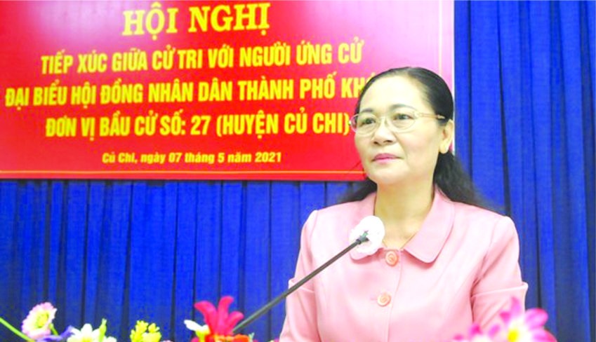 市人民議會主席阮氏麗