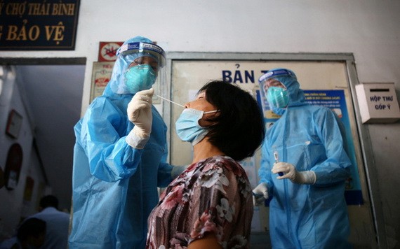 主動、堅決防控疫情 ảnh 1