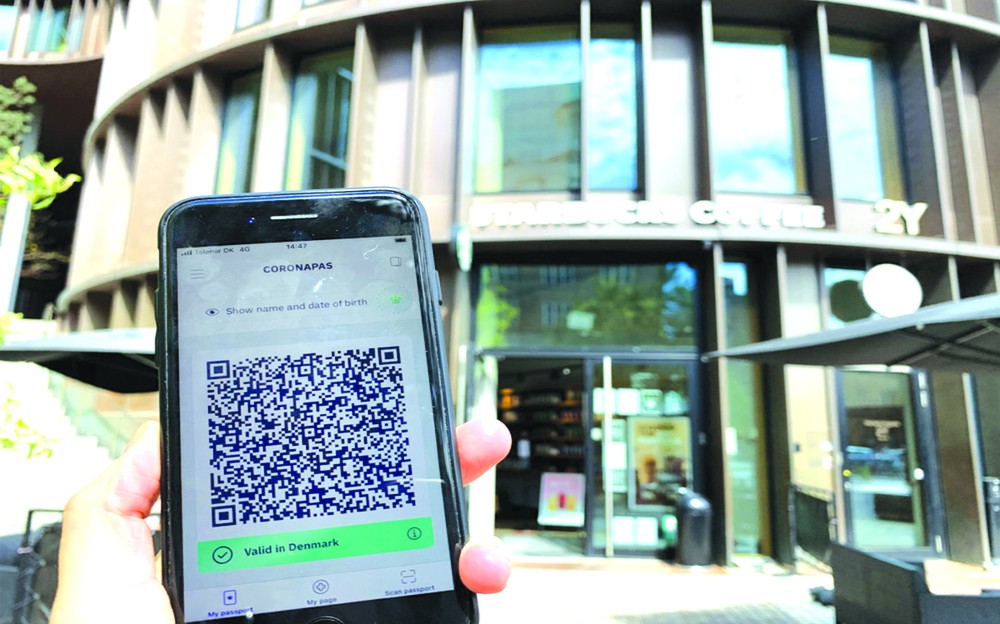 丹麥推出可與歐盟接軌的「新冠通行證」。